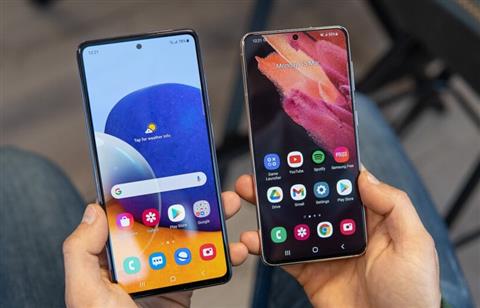 مقایسه گوشی های موبایل گلکسی A52 و A72